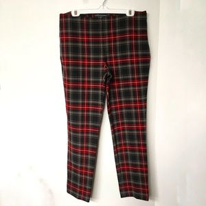 Le Chateau Red and Black Plaid Cropped Pants